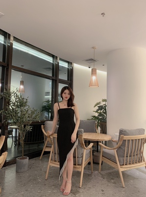 幸福触手可及周放迪丽热巴宋凛黄景瑜同款衬衫上衣裙子外套裤子耳环墨镜购买链接