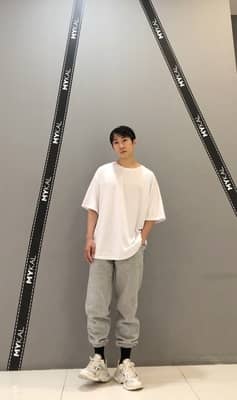 亲爱的自己陈米麒李思雨朱一龙陈一鸣同款卫衣T恤裙子外包包包购买地址