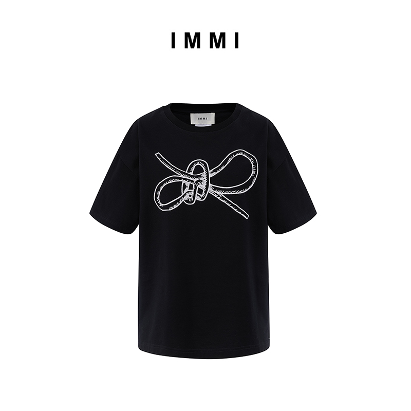 钟爱IMMI！只是结婚的关系王玉雯穿搭品牌揭秘
