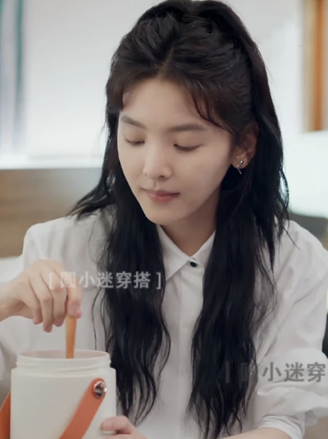 你也有今天成瑶章若楠明星同款睡衣衬衫裙子包包鞋子穿搭品牌揭秘