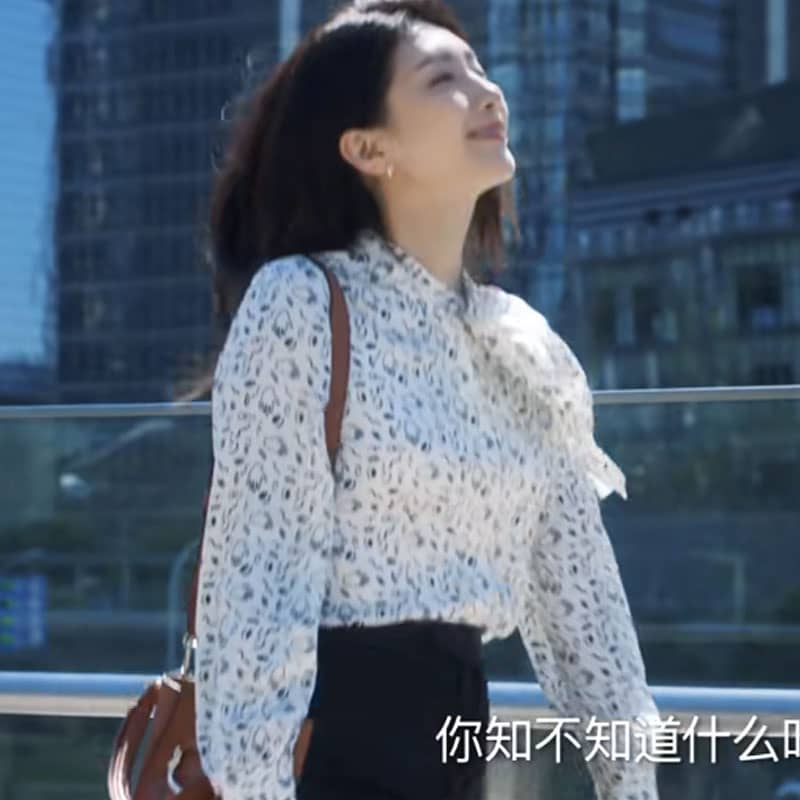 三十而已童谣顾佳江疏影王漫妮同款衬衫裙子外套风衣包包购买地址