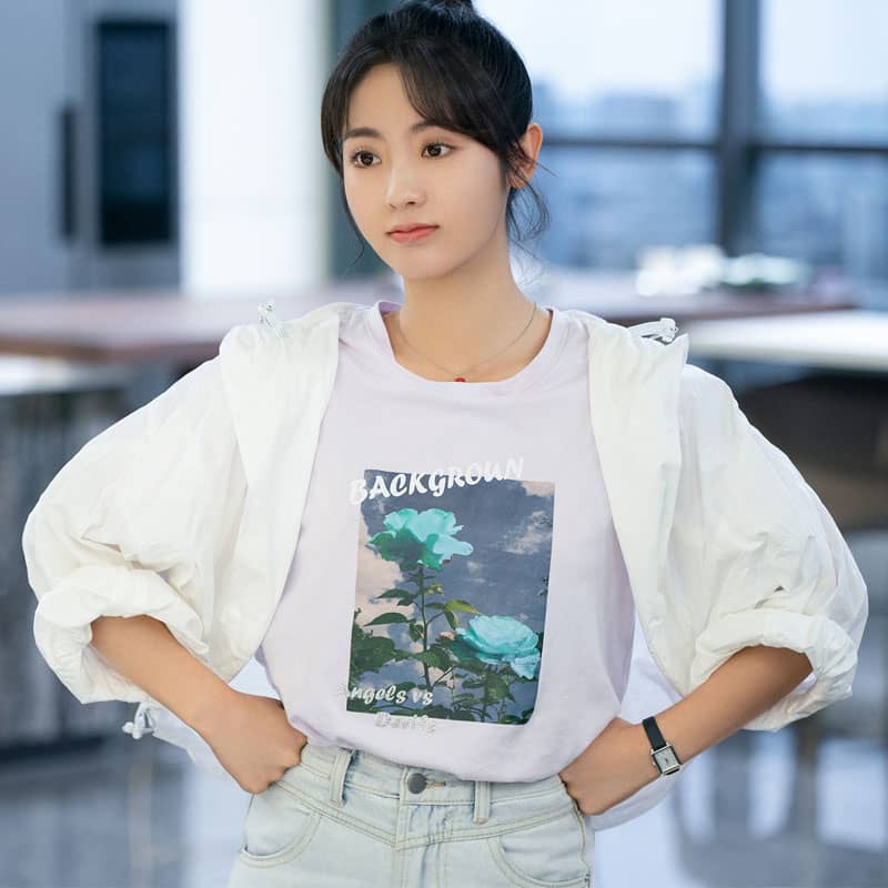 乌鸦小姐与蜥蜴先生邢菲姜小宁同款玫瑰印花白色短袖T恤