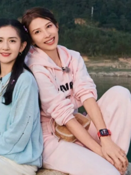 我们的美好生活蔡少芬同款粉色REVAN芮范甜酷水晶粉卫衣