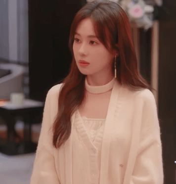 你是迟来的欢喜郑合惠子阮喻同款Letter from moon 高级感V领羊毛开衫毛衣