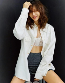 李智雅(Ji-ah Lee)